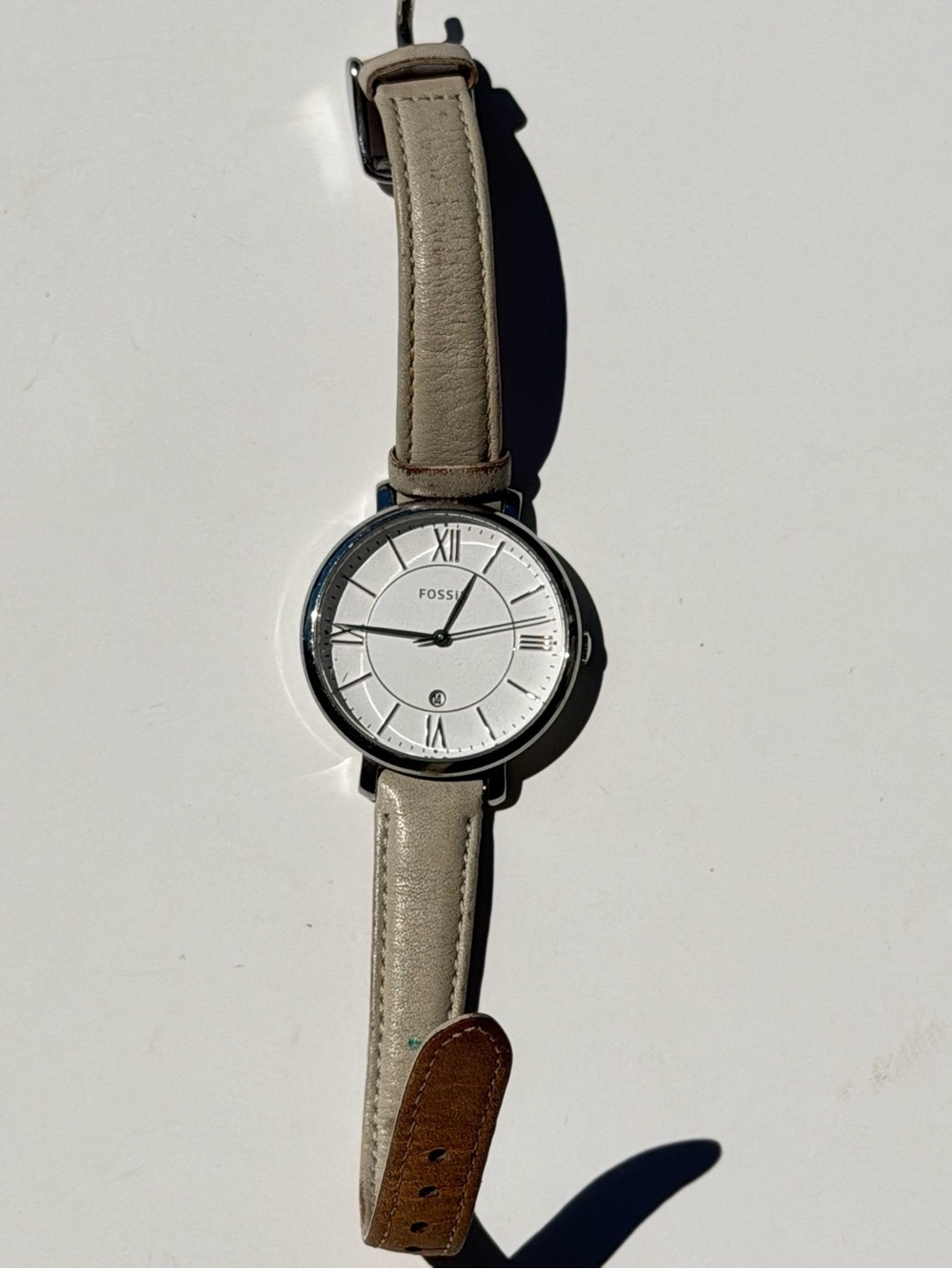 Fossil Women Silver Case Watch with Cream Leather Strap
